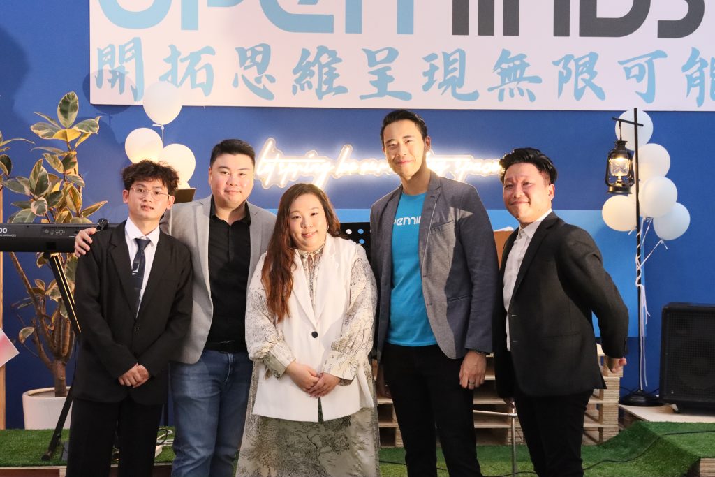 OpenMinds China Launch-Team and partners group photo